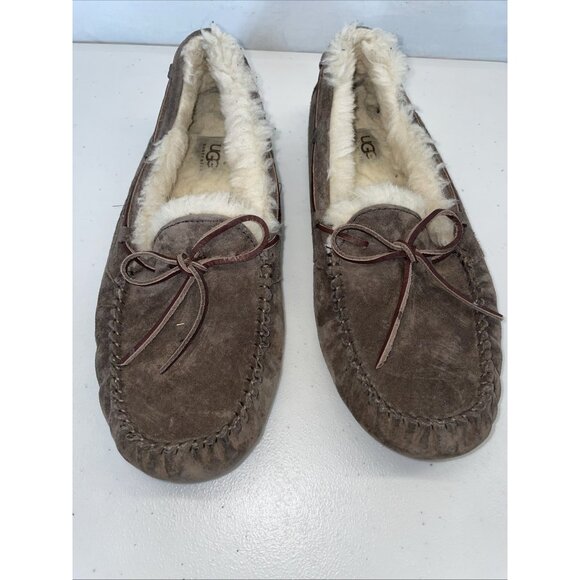 UGG Dakota‎ Slipper in Dark Brown Women’s Size 9 Sherpa lined suede - Picture 1 of 8